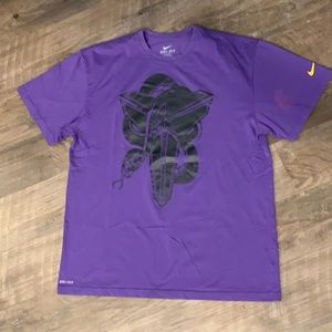 Throwback Nike Kobe Bryant Black Mamba T-Shirt